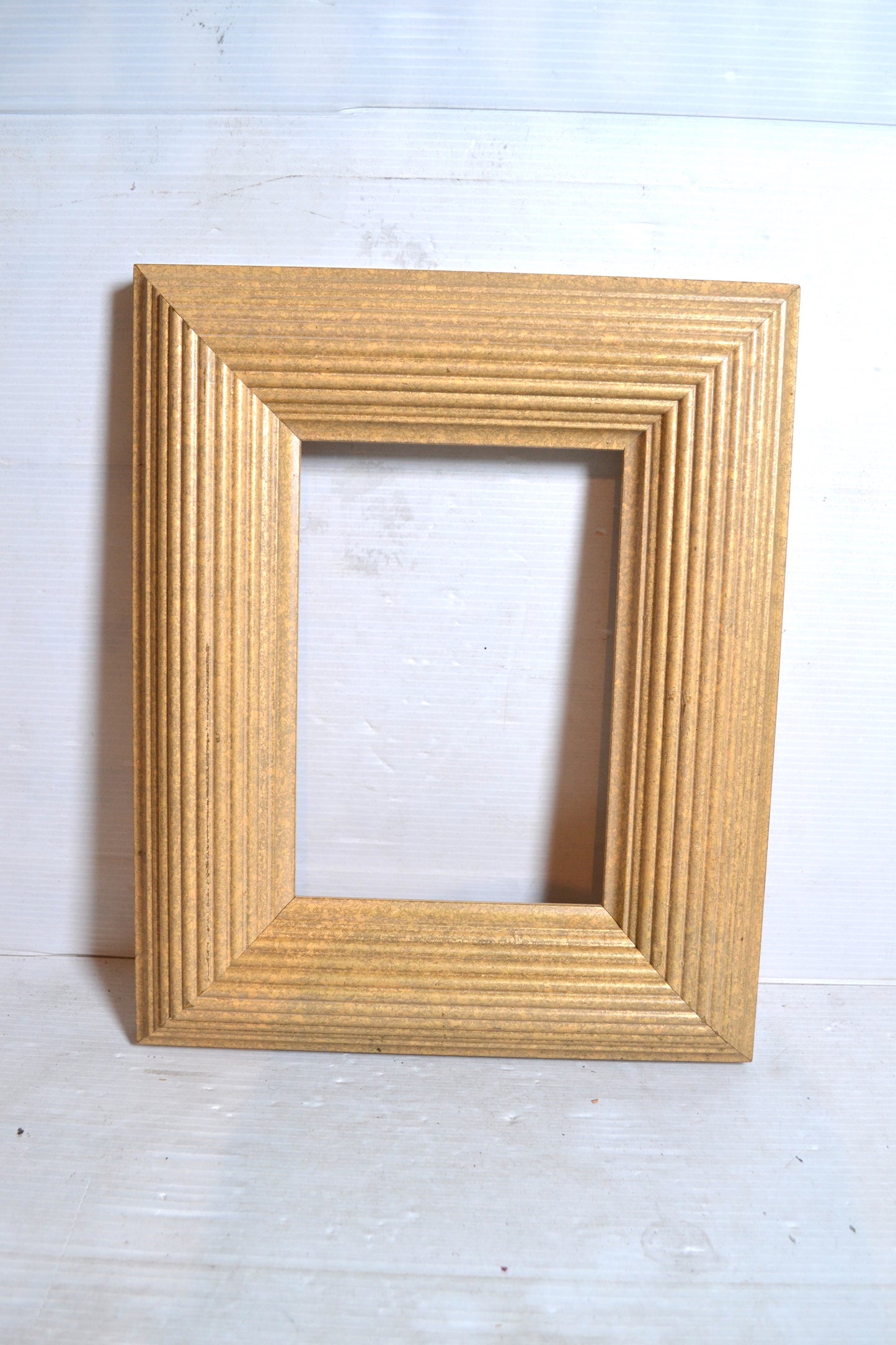 Cadre en bois doré