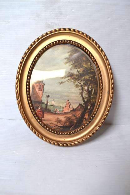 Cadre médaillon doré