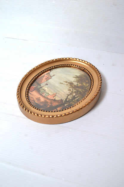 Cadre médaillon doré
