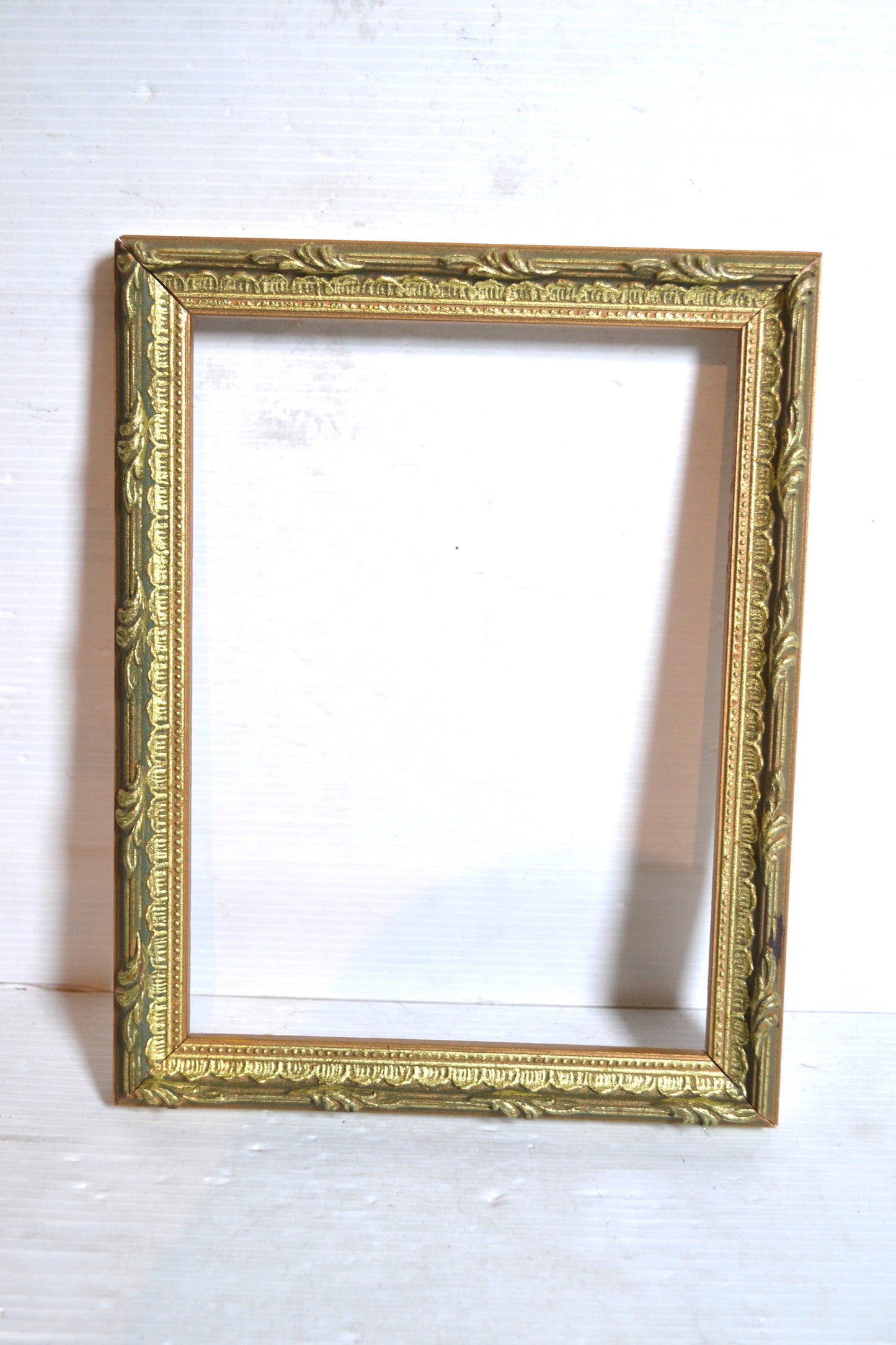 Cadre en bois doré