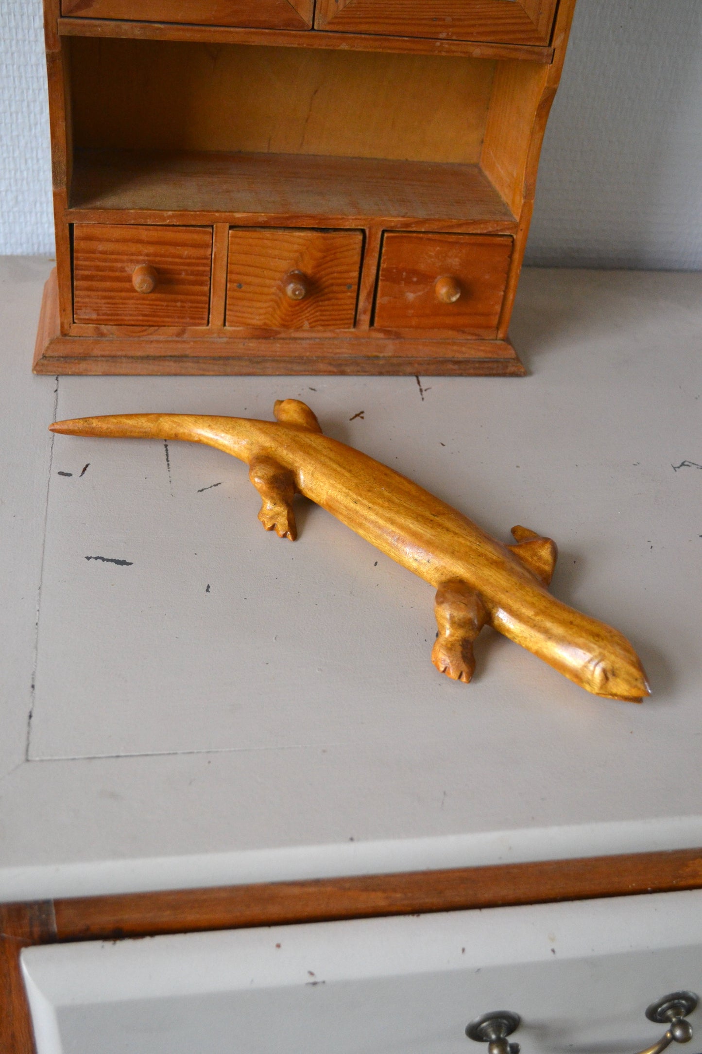 Salamandre en bois