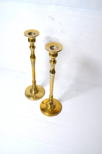 Bougeoirs longs en laiton