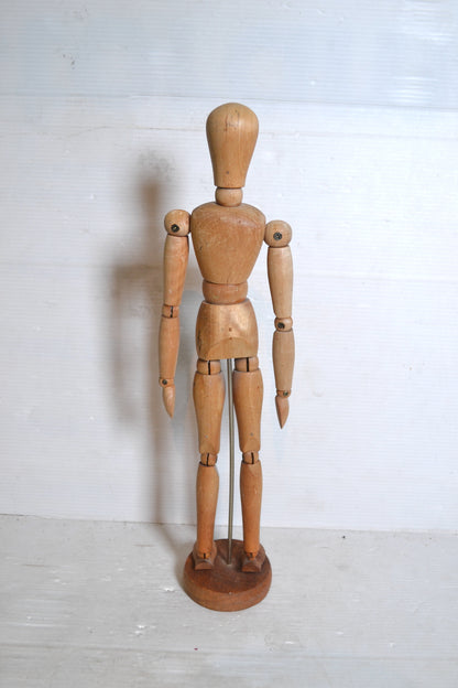 Mannequin en bois