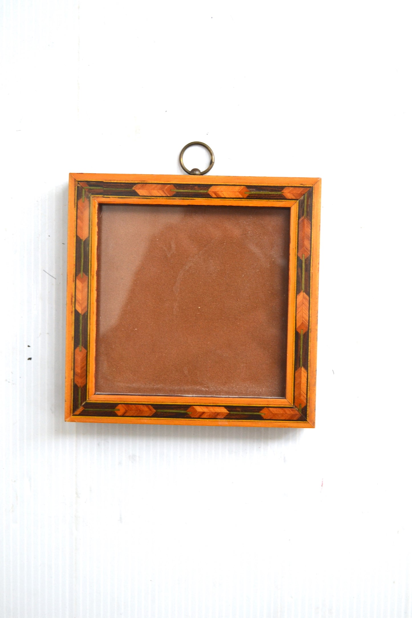 Petit cadre en marqueterie