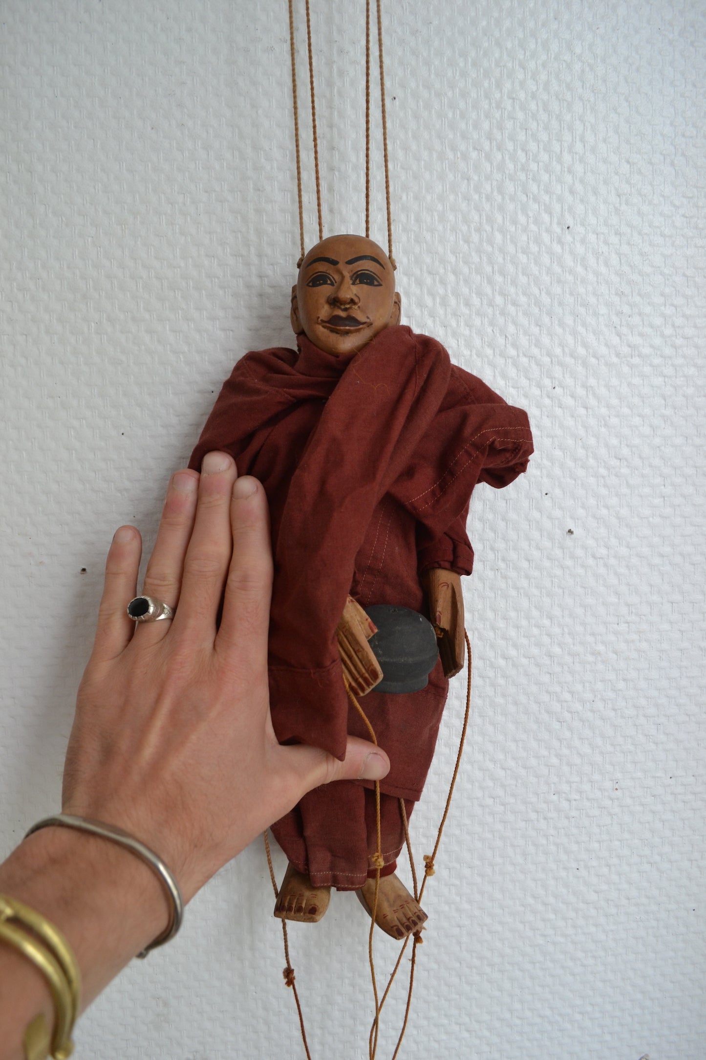 Marionnette articulée Birmanie moine bouddhiste