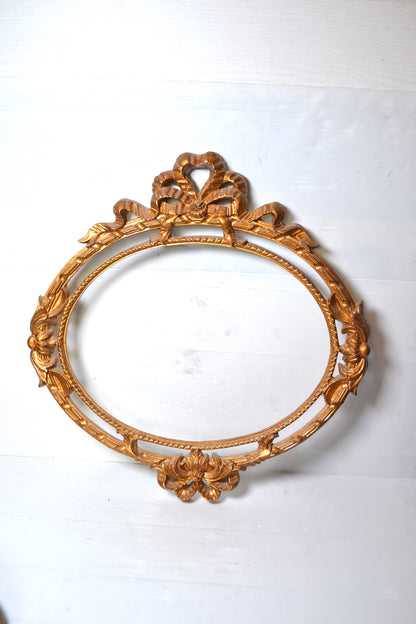 Cadre à nœud doré