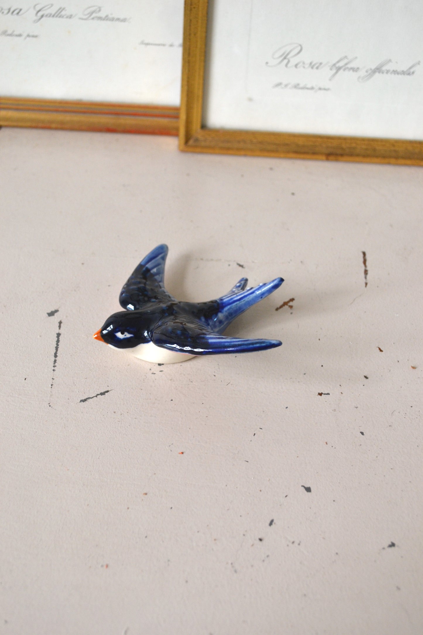 Hirondelle en céramique