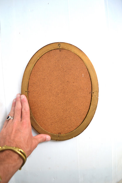 Cadre oval doré