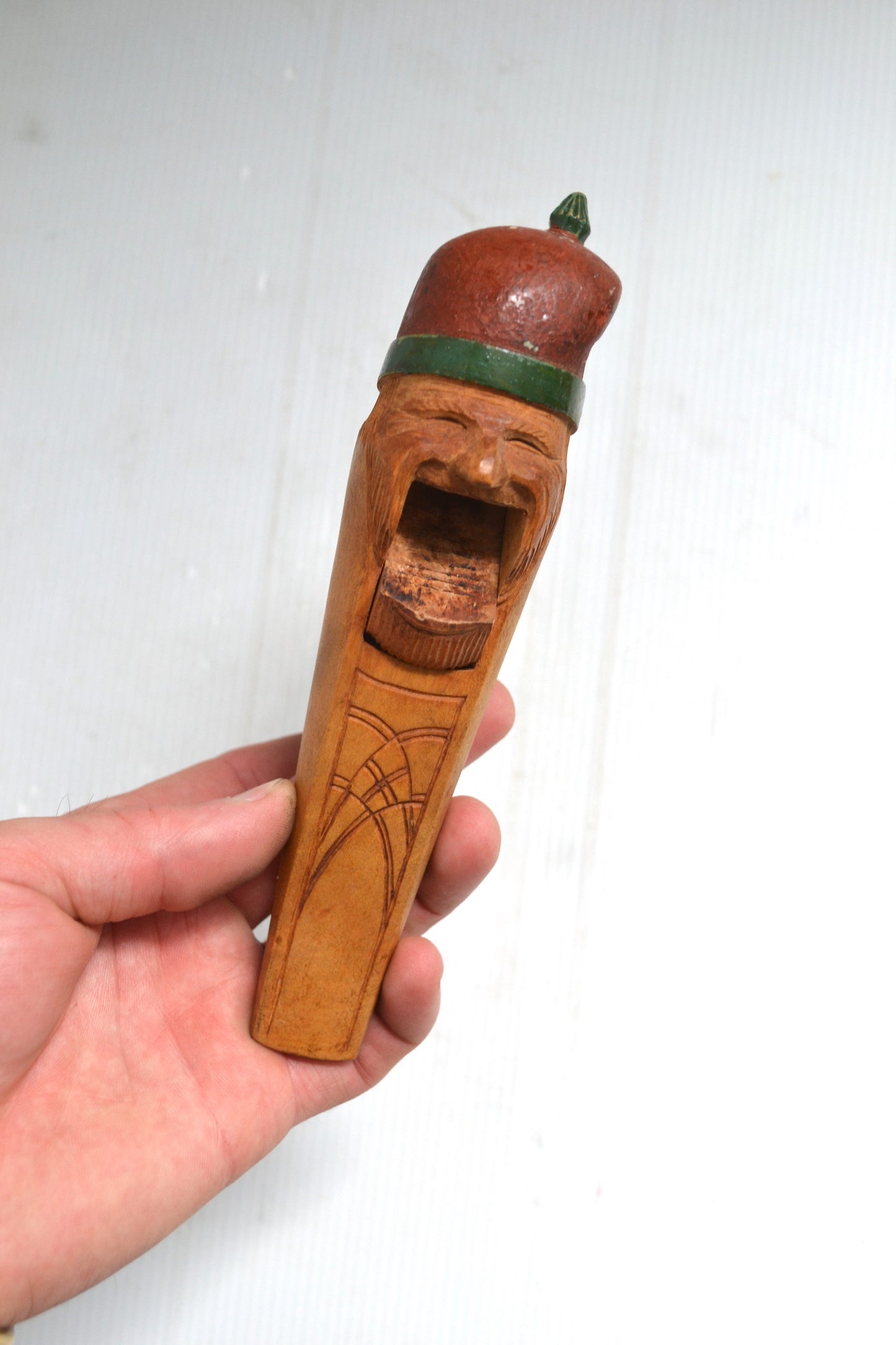 Casse noisettes Norvégien en bois sculpté