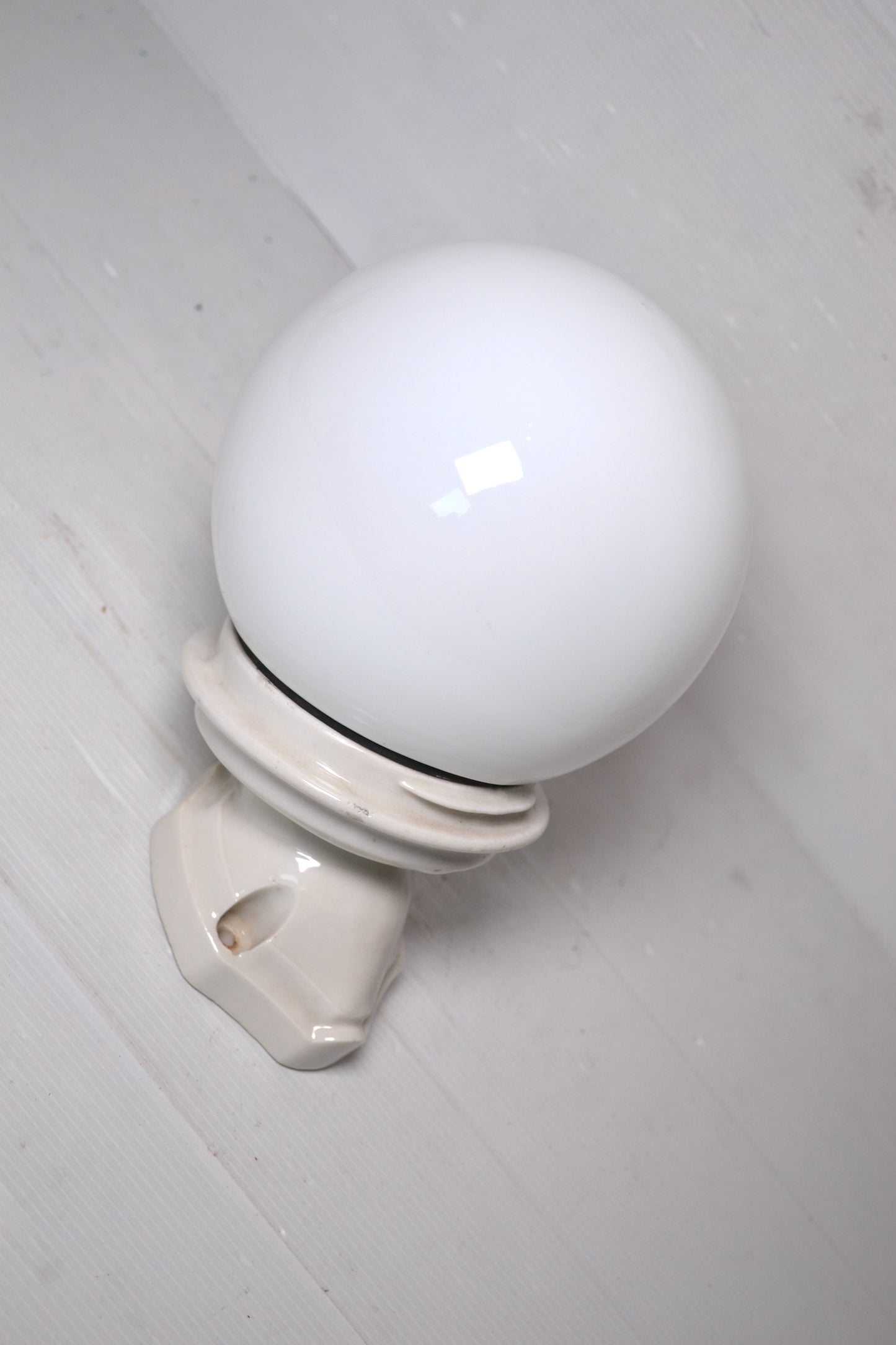 Applique murale vintage en porcelaine