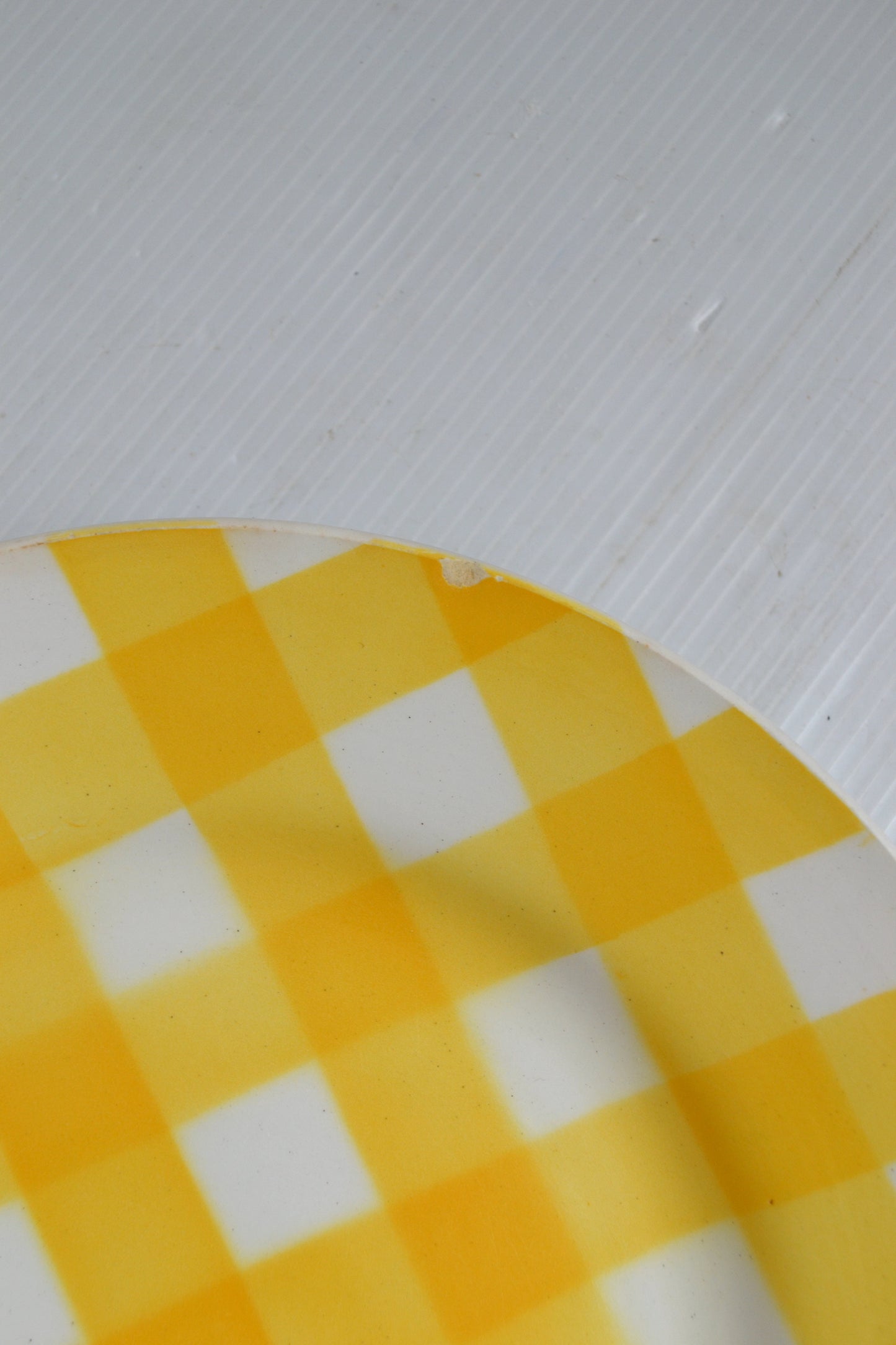 Assiettes Quadrillées