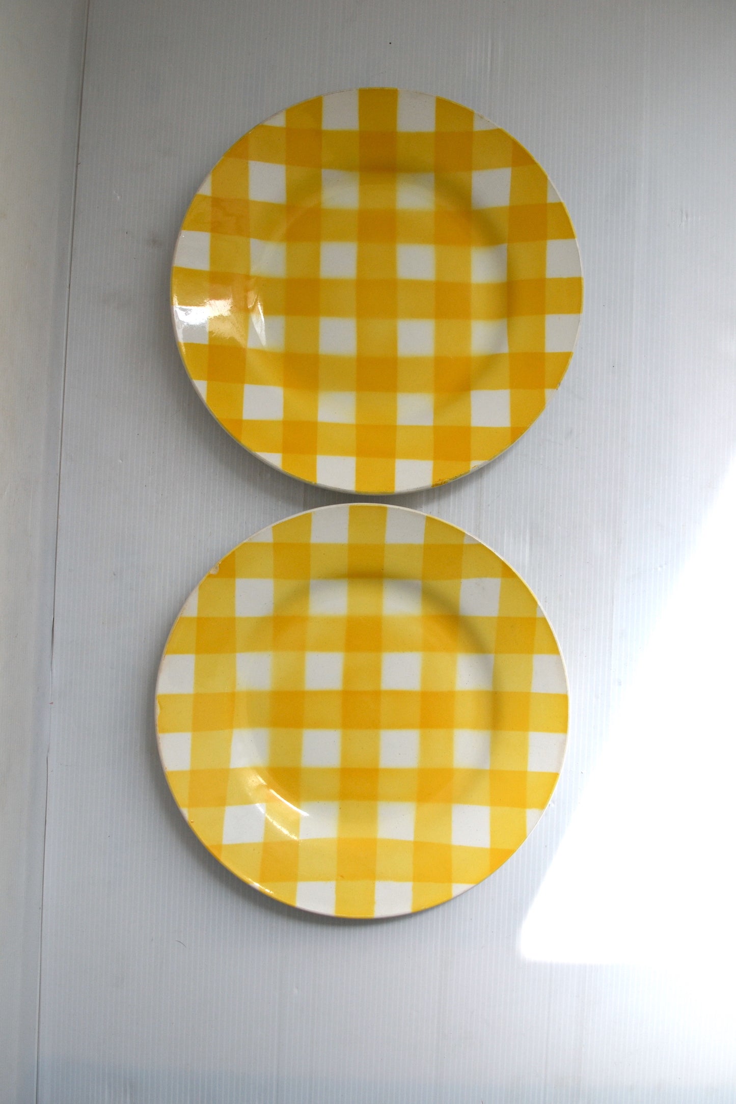 Assiettes Quadrillées
