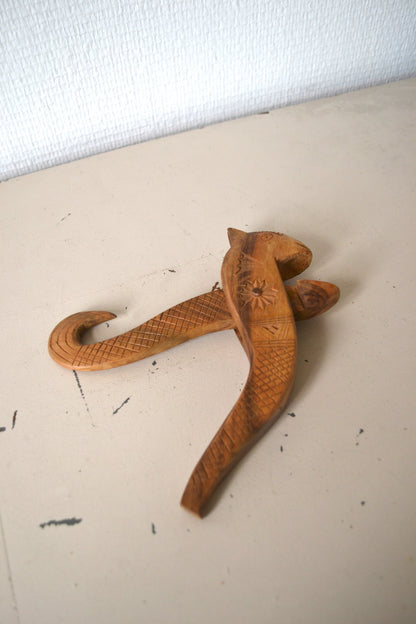Casse-noisettes en bois