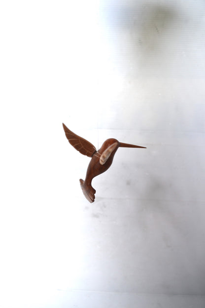 Colibris en bois sculpté