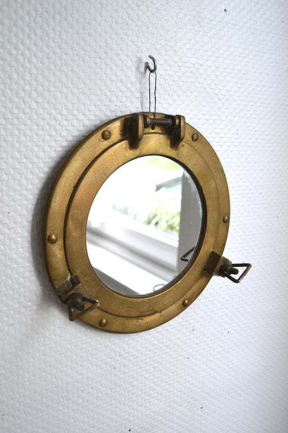 Miroir hublot