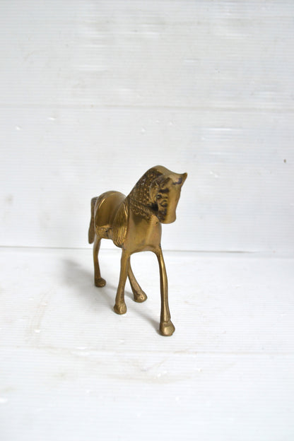 Cheval en laiton