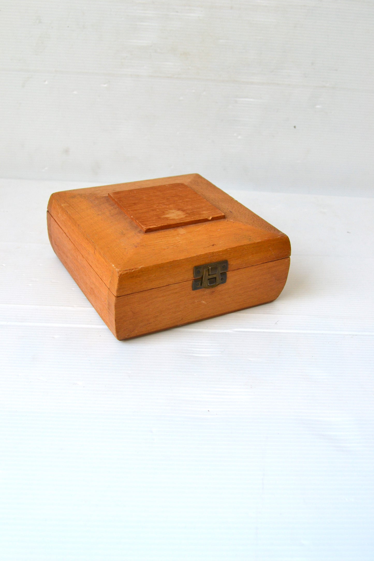 Boîte en bois