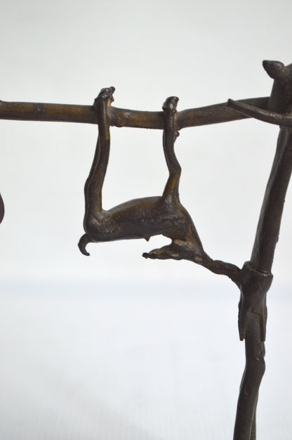 Scène de chasse en bronze