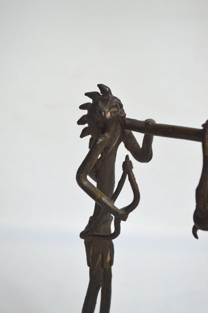 Scène de chasse en bronze
