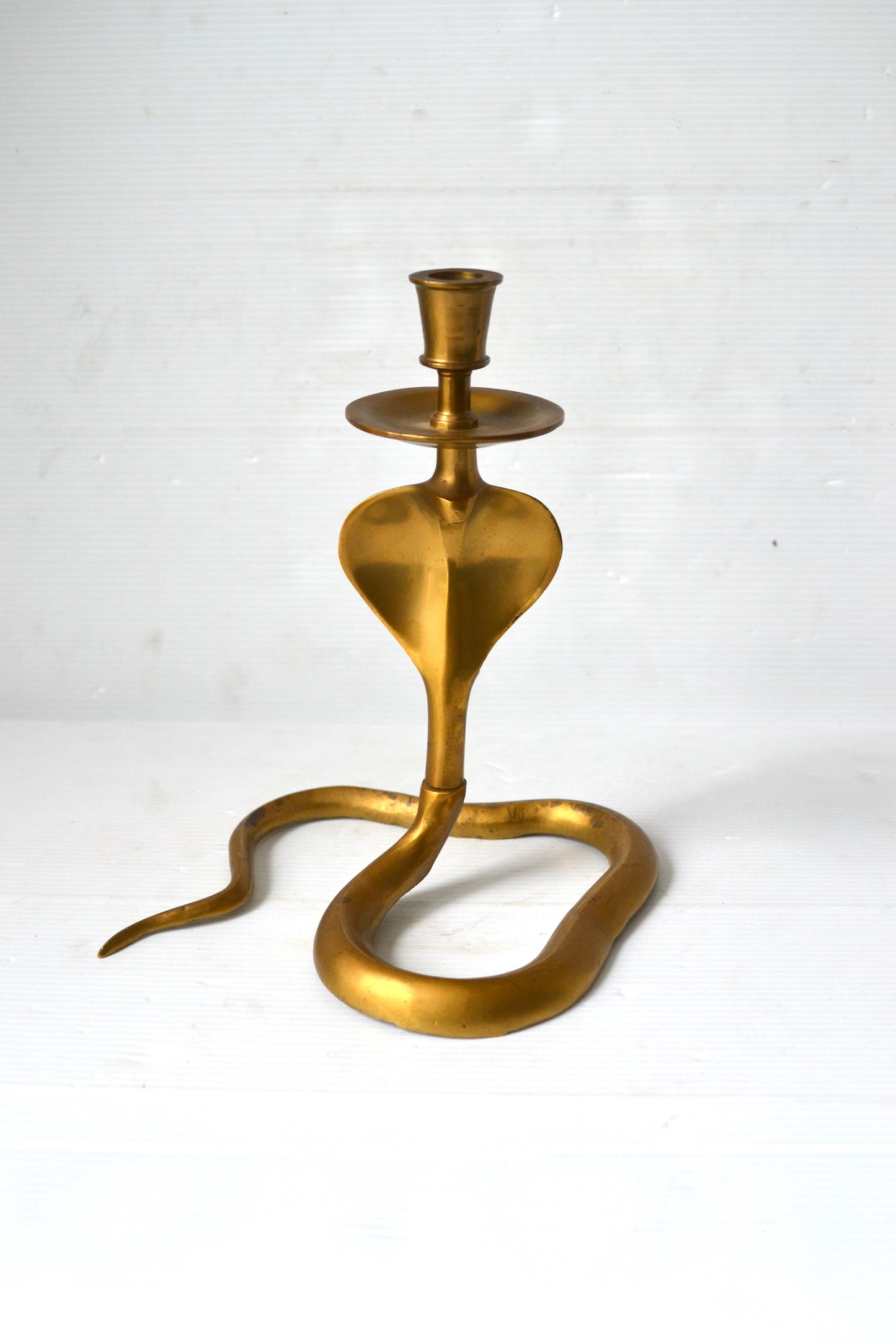Bougeoir serpent en laiton