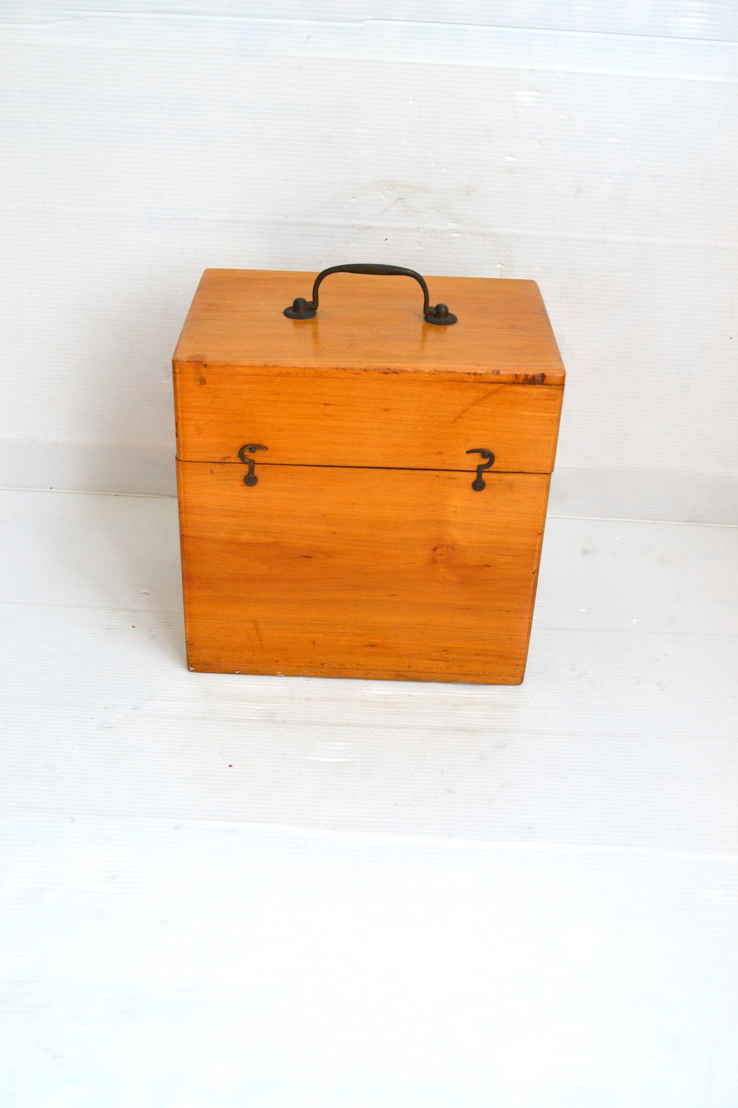 Boîte en bois