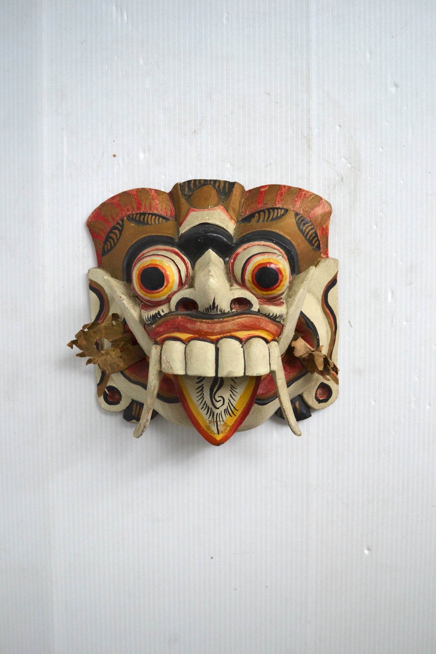 Masque d'Indonésie en bois