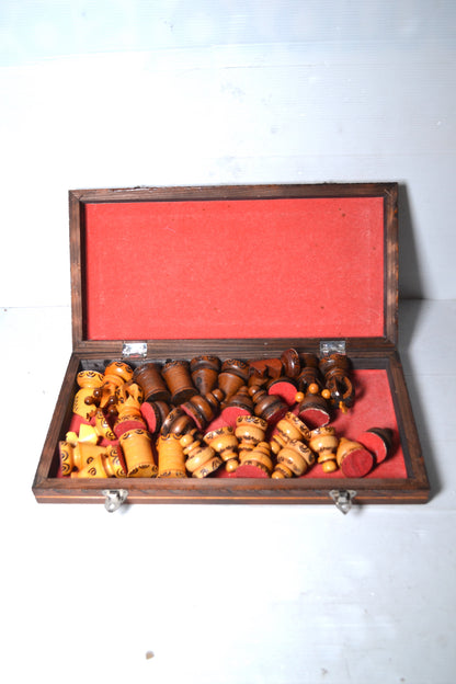 Échiquier pliant en bois