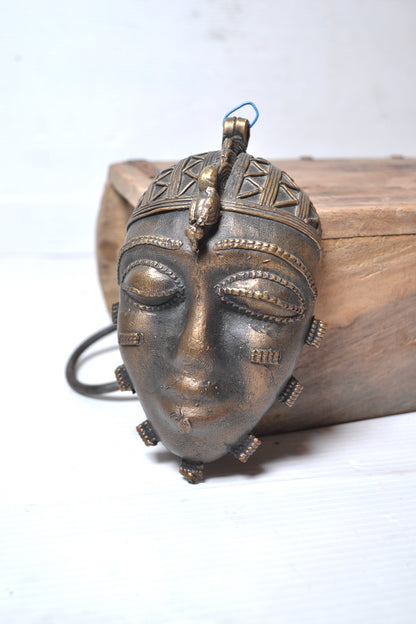 Petit masque africain