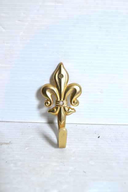 Patère fleur de lys