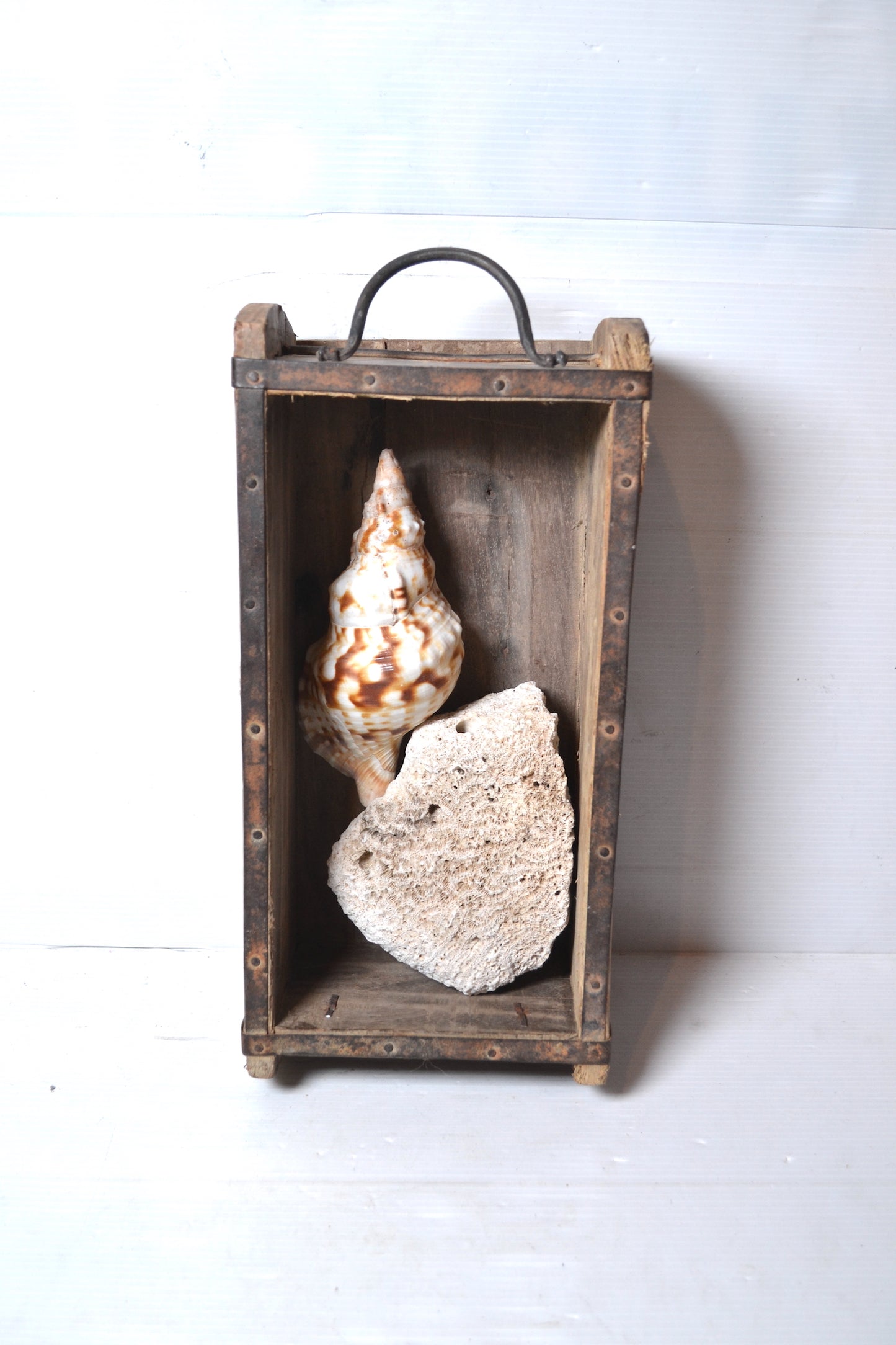 Ancien casier en bois