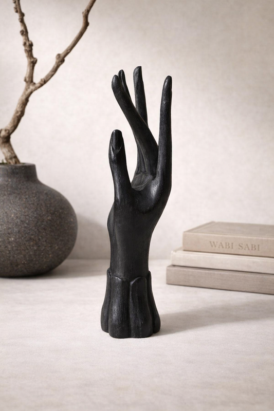 Main de bouddha en bois sculpté