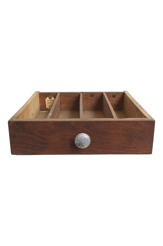 Ancien casier en bois