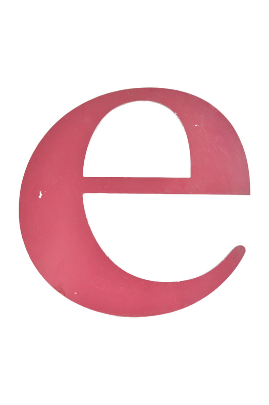Lettre E