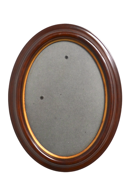 Cadre oval