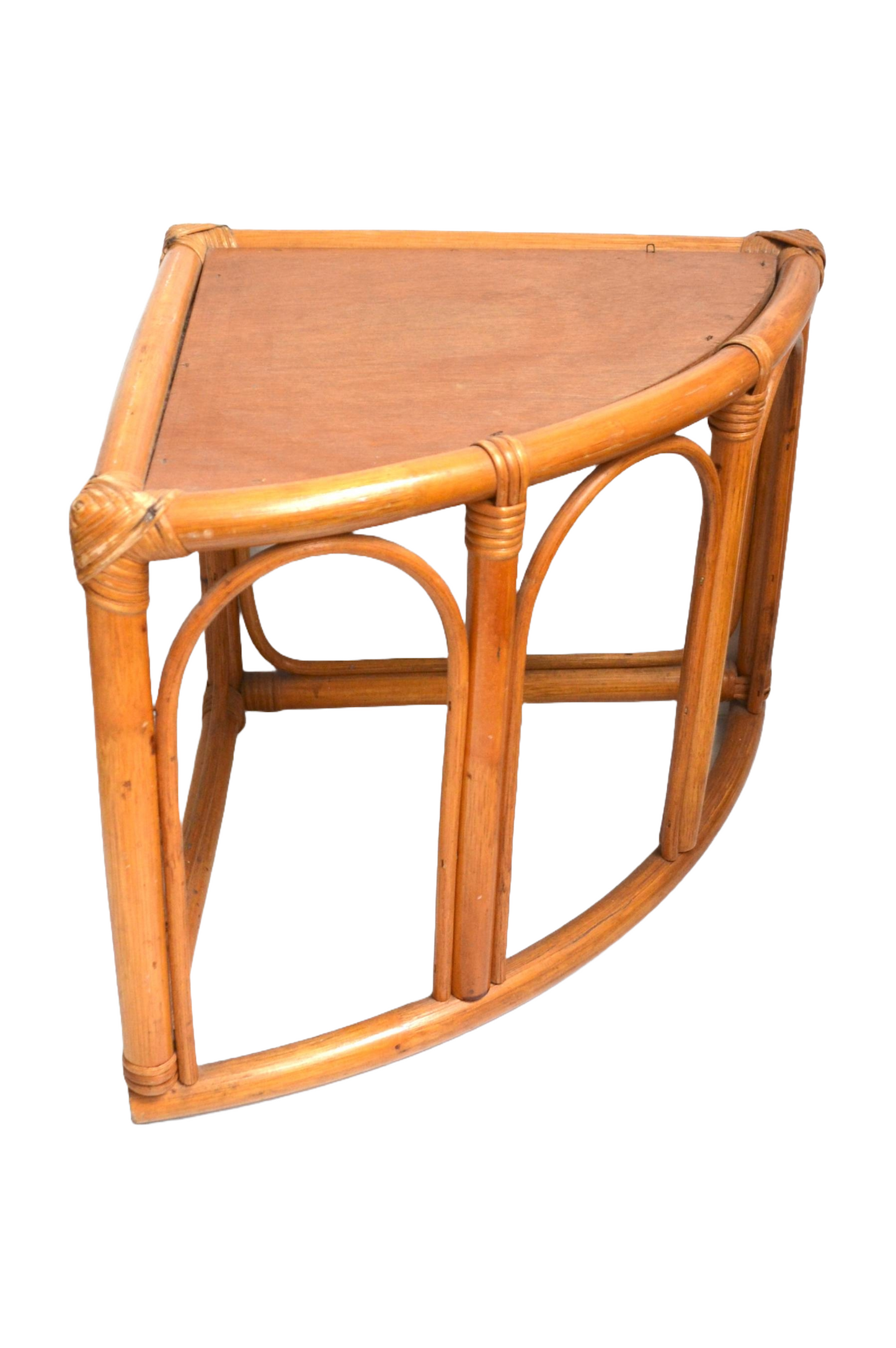 Meuble d'angle en rotin