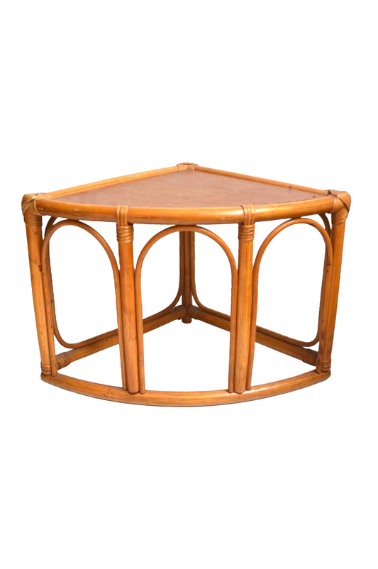Meuble d'angle en rotin