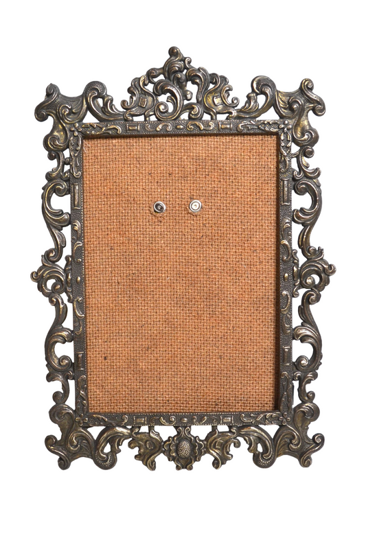 Cadre italien vintage en laiton doré avec motifs arabesques à poser”