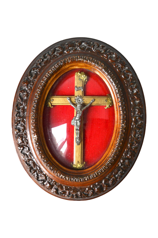 Cadre bombé religieux