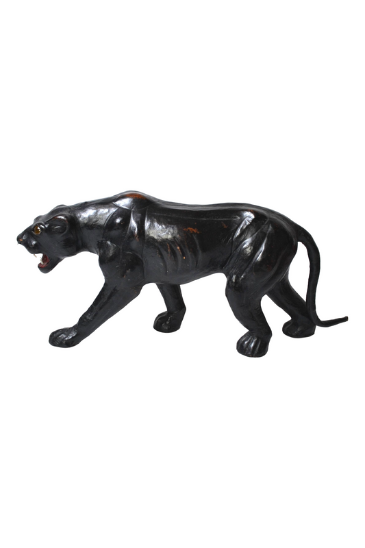 Sculpture Lionne