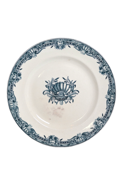 Assiette plate vintage en céramique Terre de Fer – Motif roseaux et coquillages
