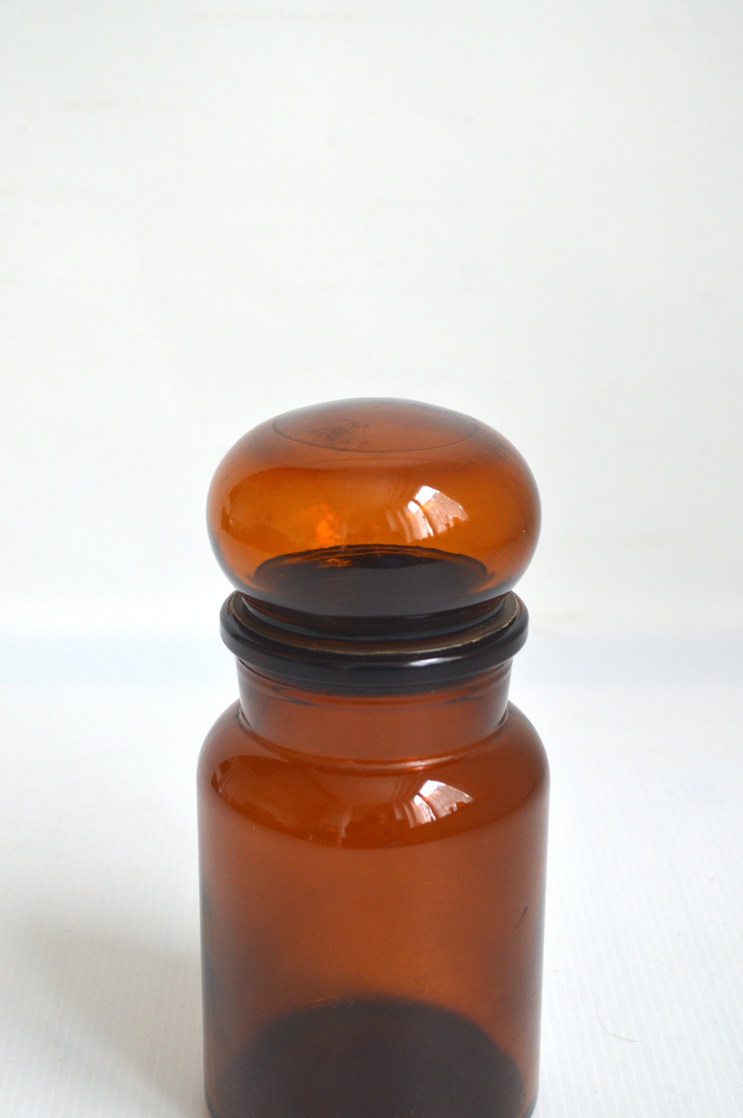 ancien-bocal-ambré