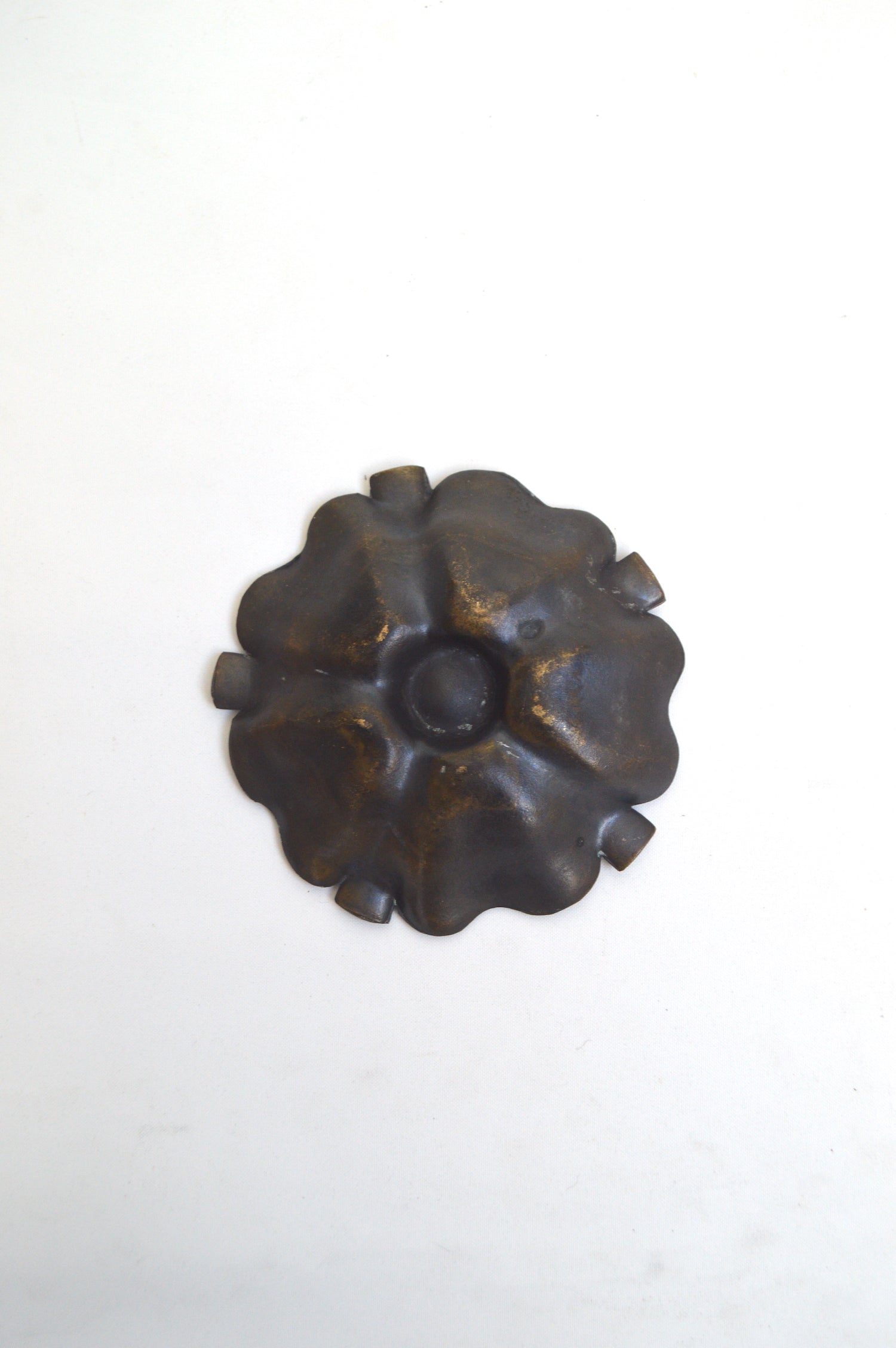 ancien-cendrier-en-bronze