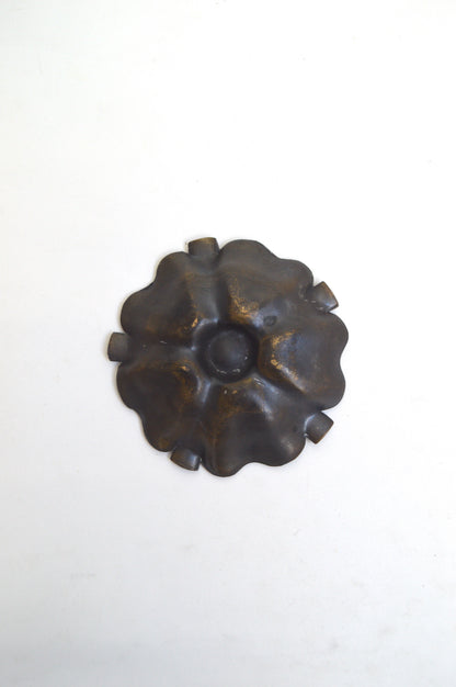 ancien-cendrier-en-bronze
