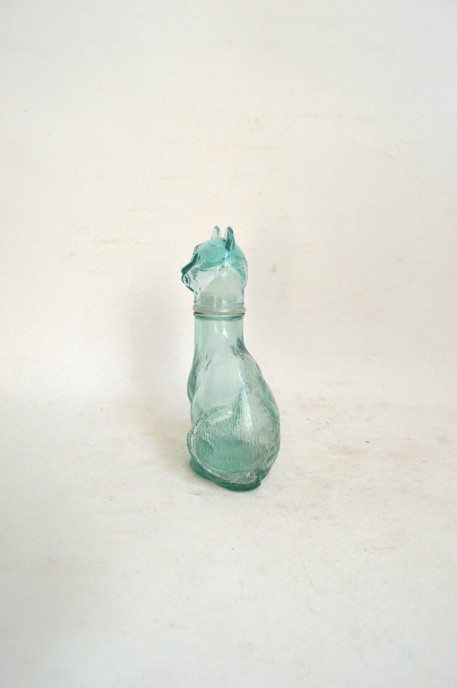ancien-chat-en-verre