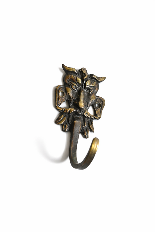 Ancien crochet doré