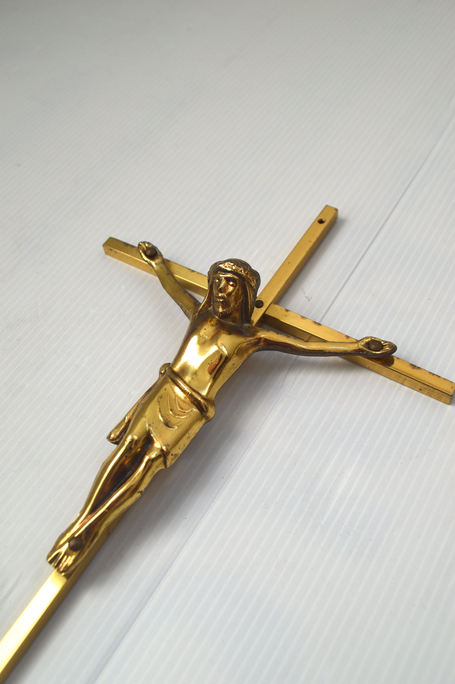 ancien-crucifix-doré