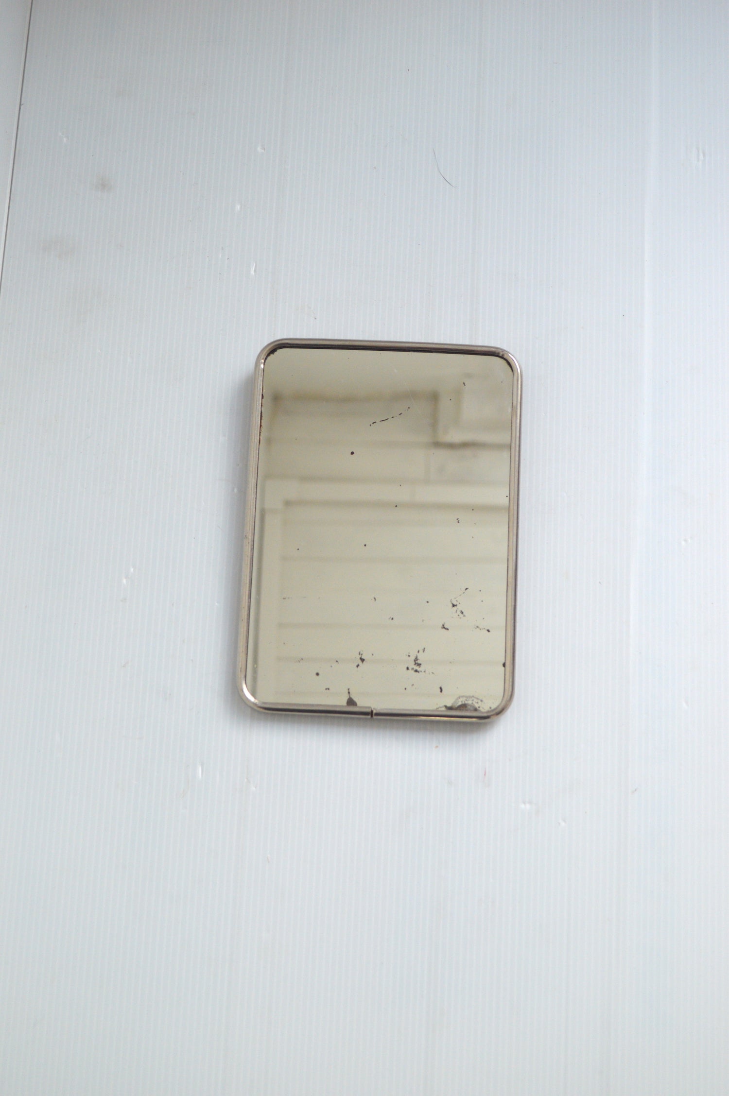 ancien-miroir-de-barbier