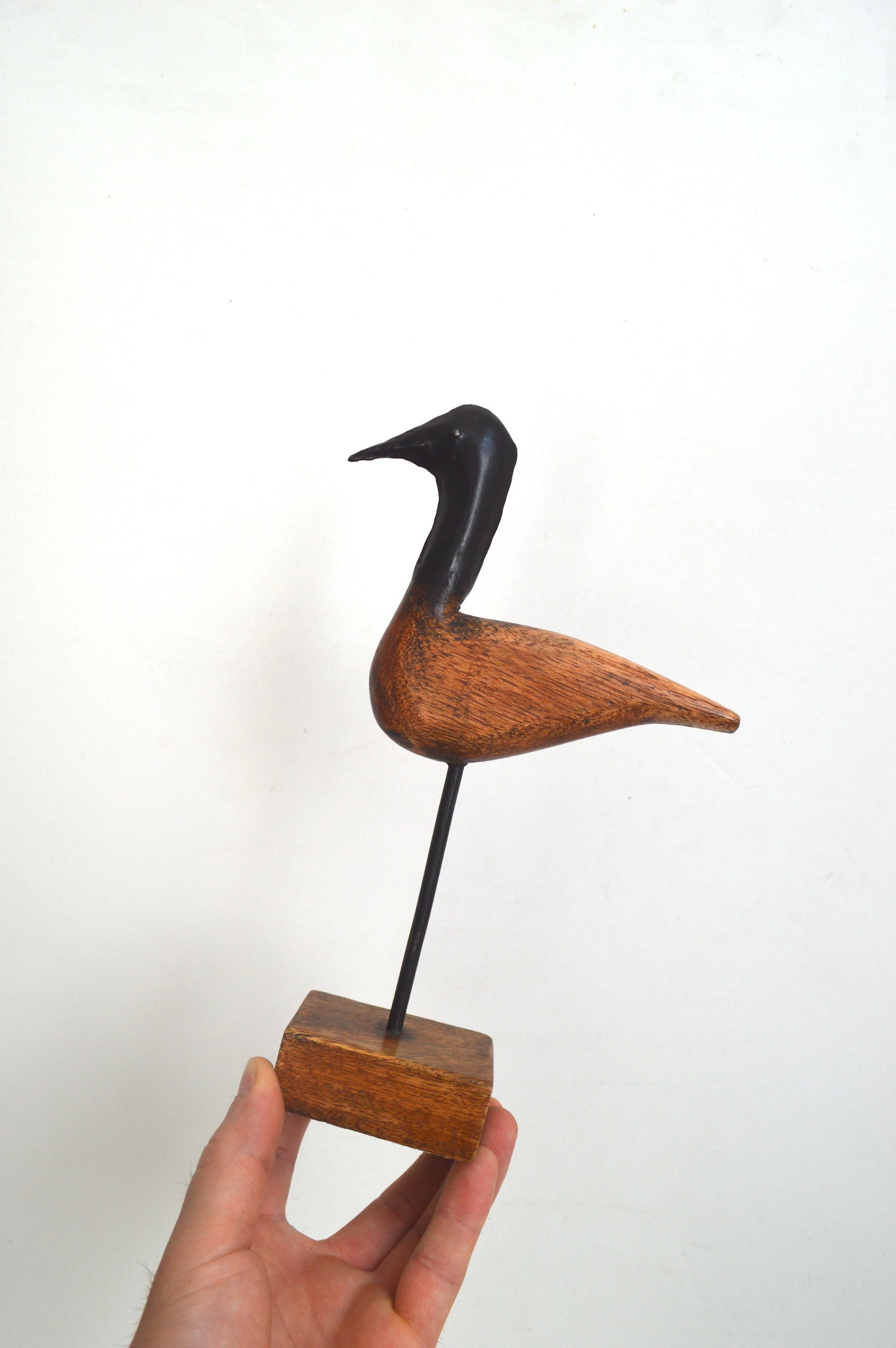ancien-oiseau-en-bois