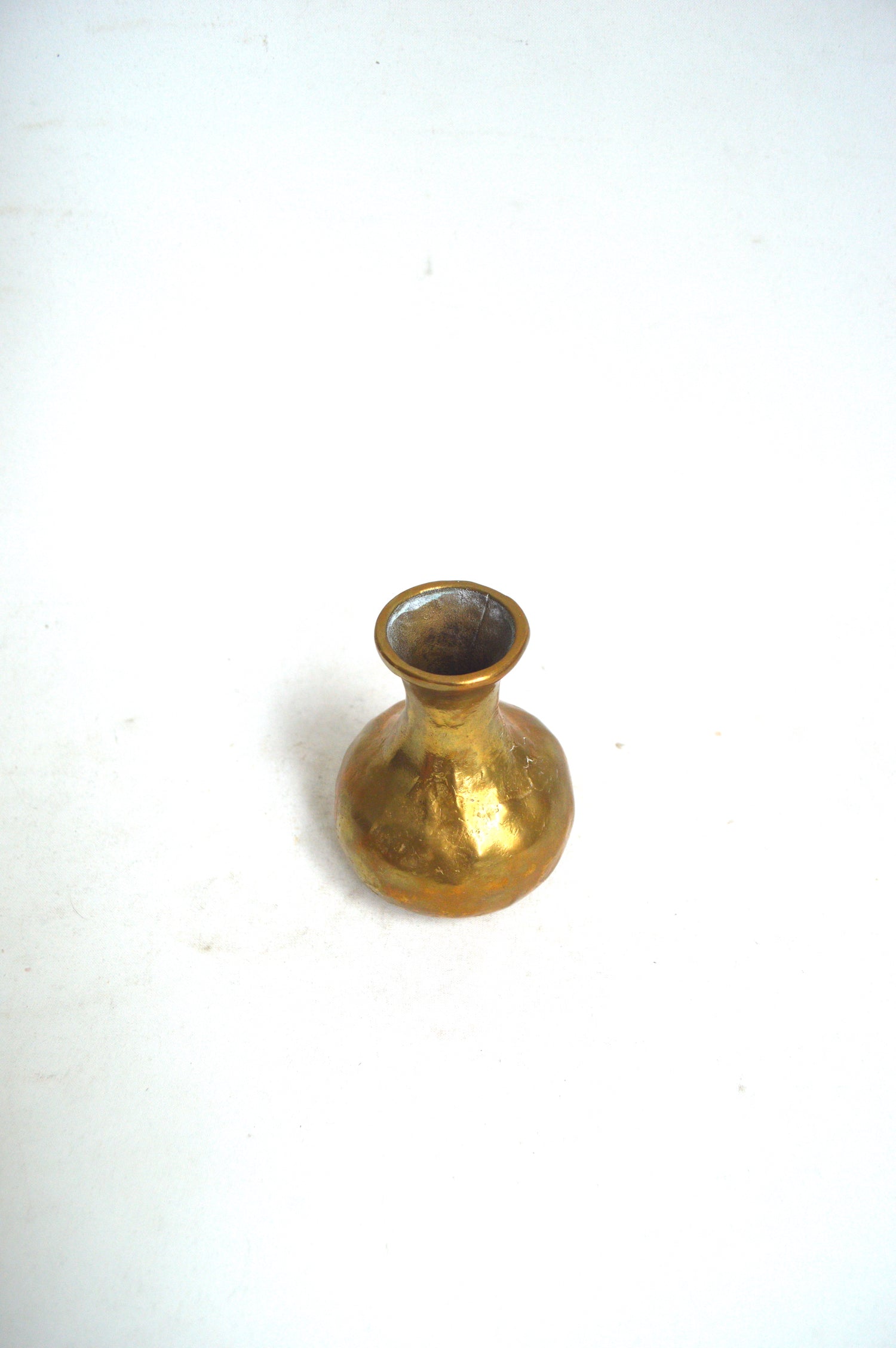 ancien-vase-en-laiton