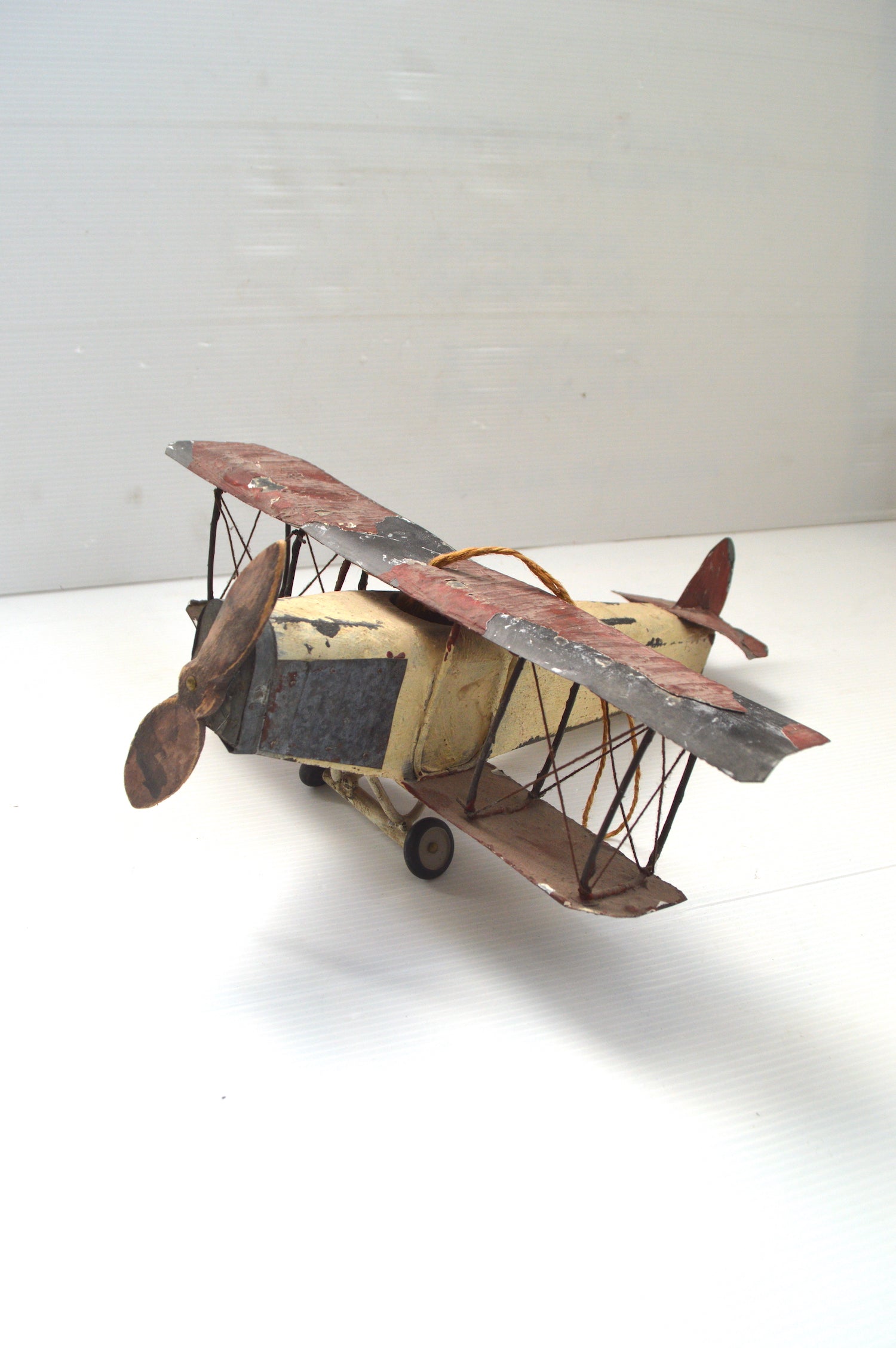 avion-en-bois